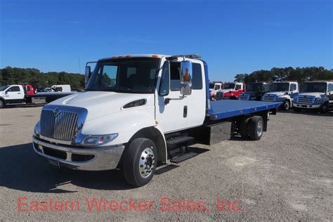 This truck is in service and used every day 21 foot steel jerradan deck and wheel lift 31500, 2187661675. . International wrecker for sale